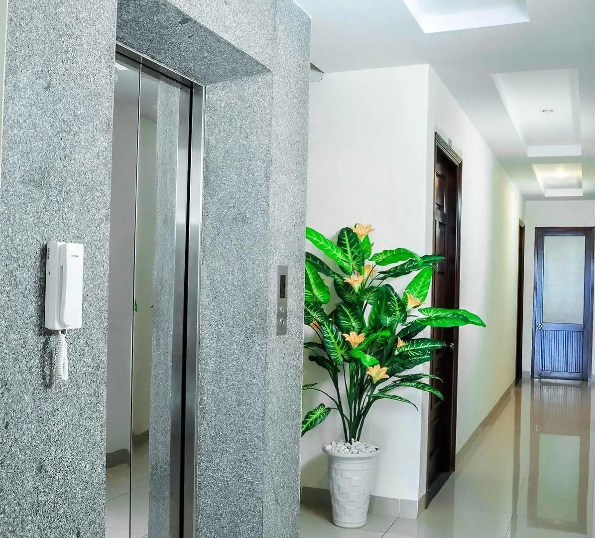 Thien Thanh Hotel - E Dragon Nha Trang Vietnam